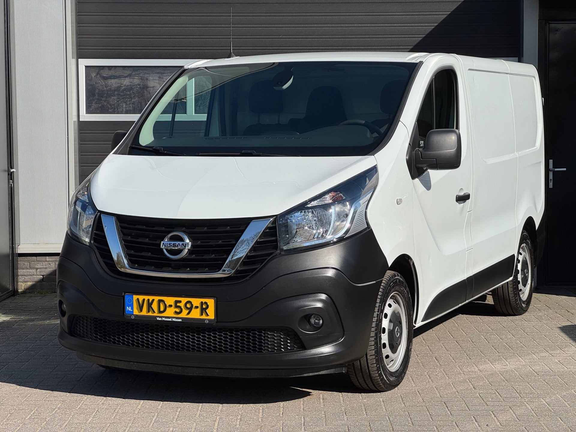 Nissan NV300 2.0 dCi 120 L1H1 Acenta Airco, Cruise, NAP, Auto's, Voorwielaandrijving, 1706 kg, Gebruikt, Euro 6