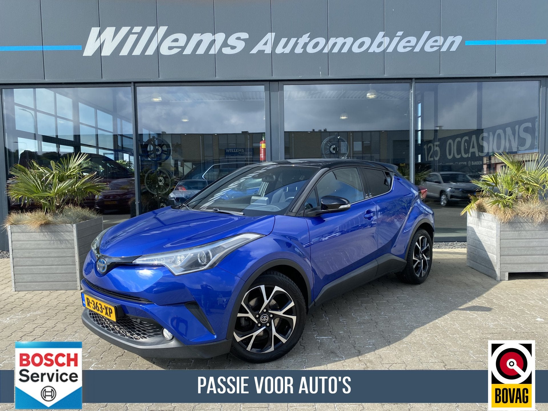 Toyota C-HR 1.8 Hybrid Bi-Tone Adaptive Cruise Control, Stoe, Auto's, 4 cilinders, Met garantie (alle), Blauw, 26 km/l