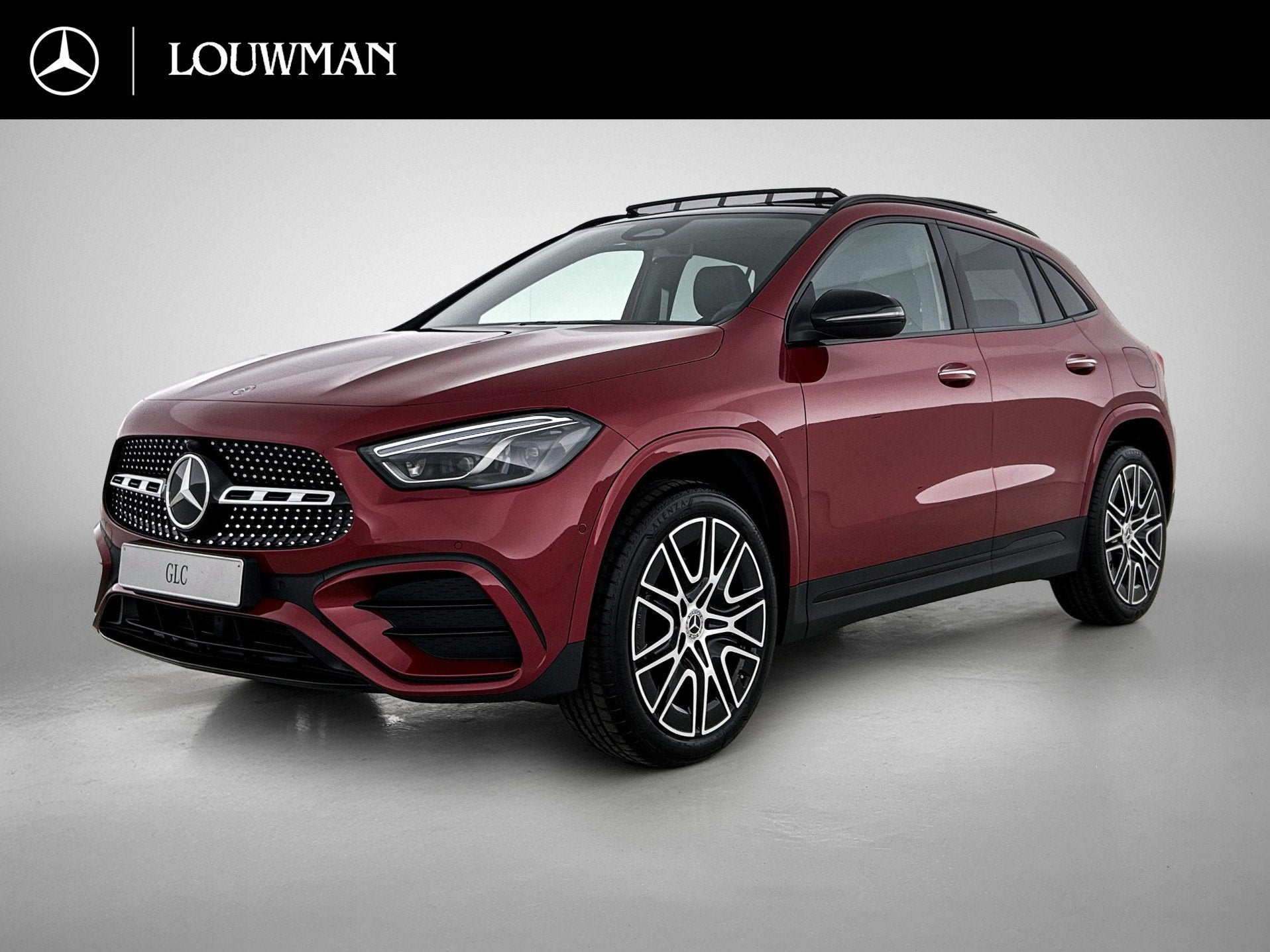 Mercedes-Benz GLA 250 e 140 Year Edition | Nightpakket | Spi, Auto's, Zwart, 4 cilinders, Bedrijf, Nieuw