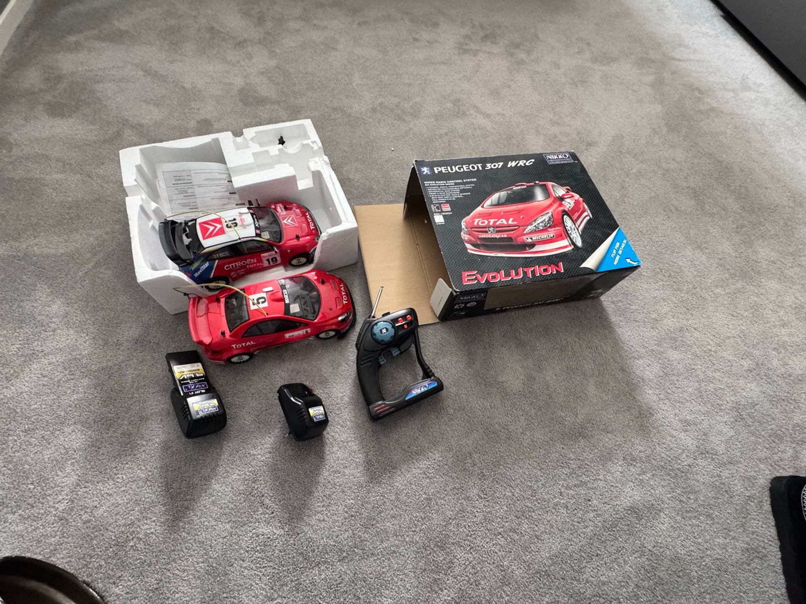 2x Nikko RC auto's (Peugeot 307 WRC & Citroën Xsara WRC), Gebruikt, Auto onroad, RTR (Ready to Run), Overige schalen