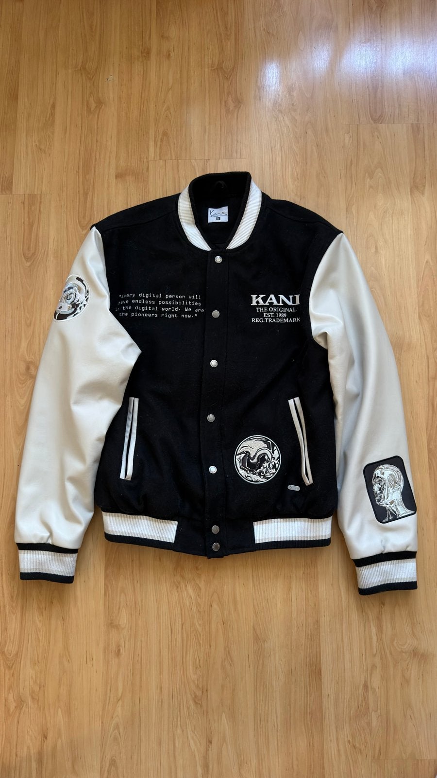 Karl Kani Varsity Jacket - Zwart/Wit - Maat M, Ophalen of Verzenden, Zo goed als nieuw, Maat 48/50 (M), Zwart