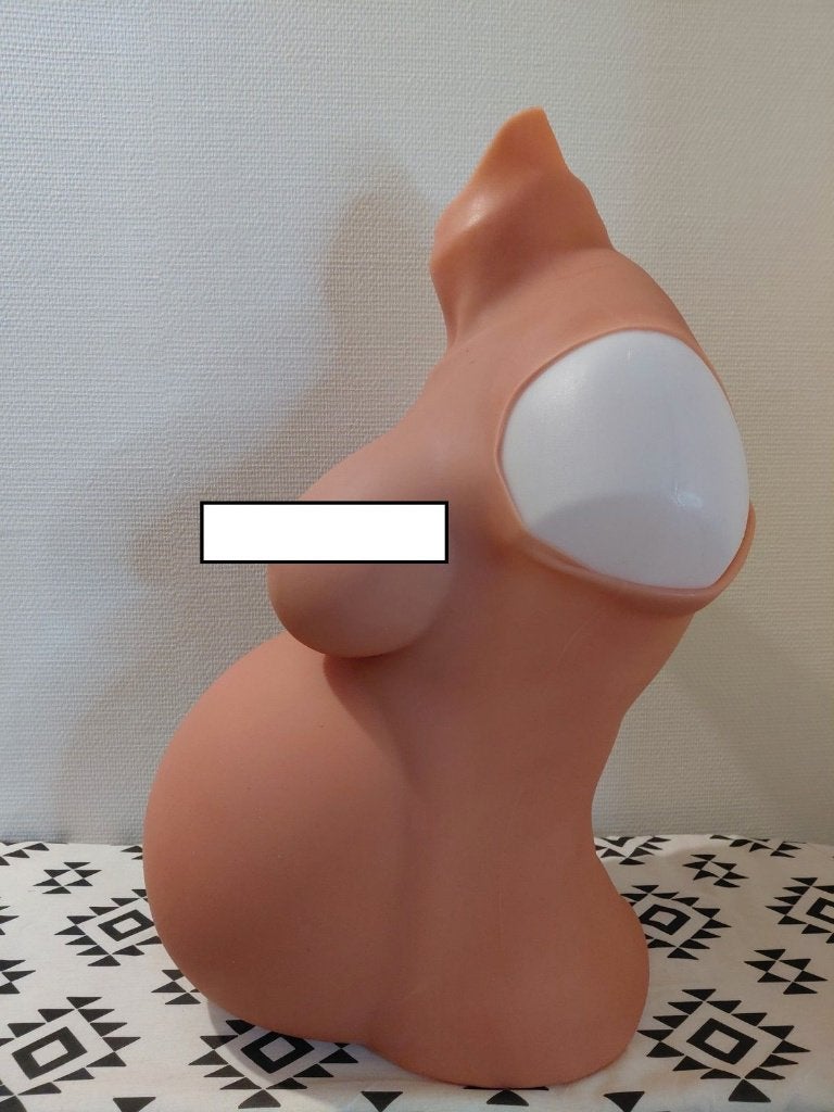 Silicone borsten en zwangere buik - D Cup, Hobby en Vrije tijd, Kostuums, Theaterbenodigdheden en LARP, Ophalen of Verzenden, Nieuw