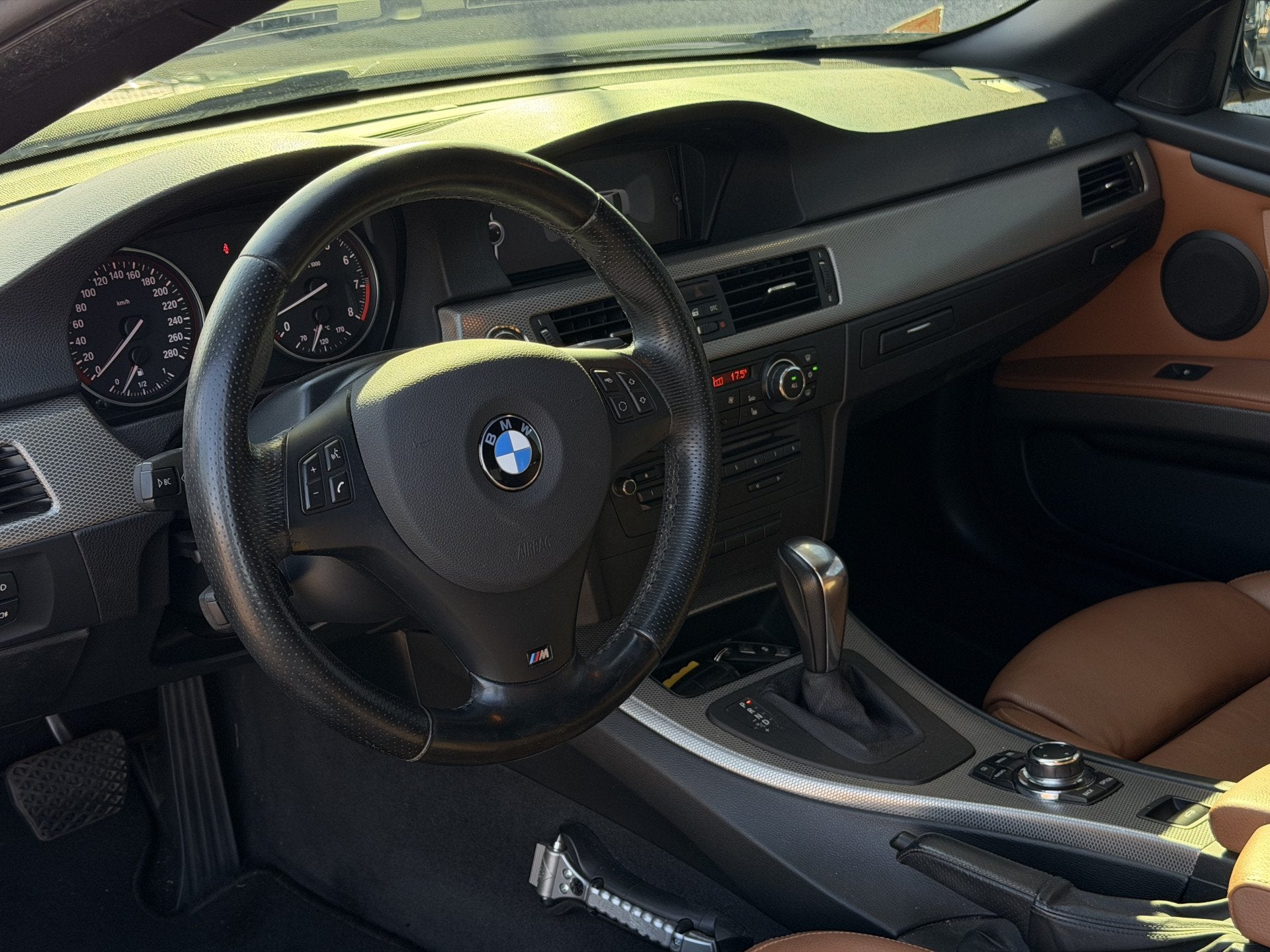 BMW 3 Serie Cabrio 325i M-Sport | Cruise | Leder | Memory |, Auto's, Achterwielaandrijving, Gebruikt, Cabriolet, 4 stoelen