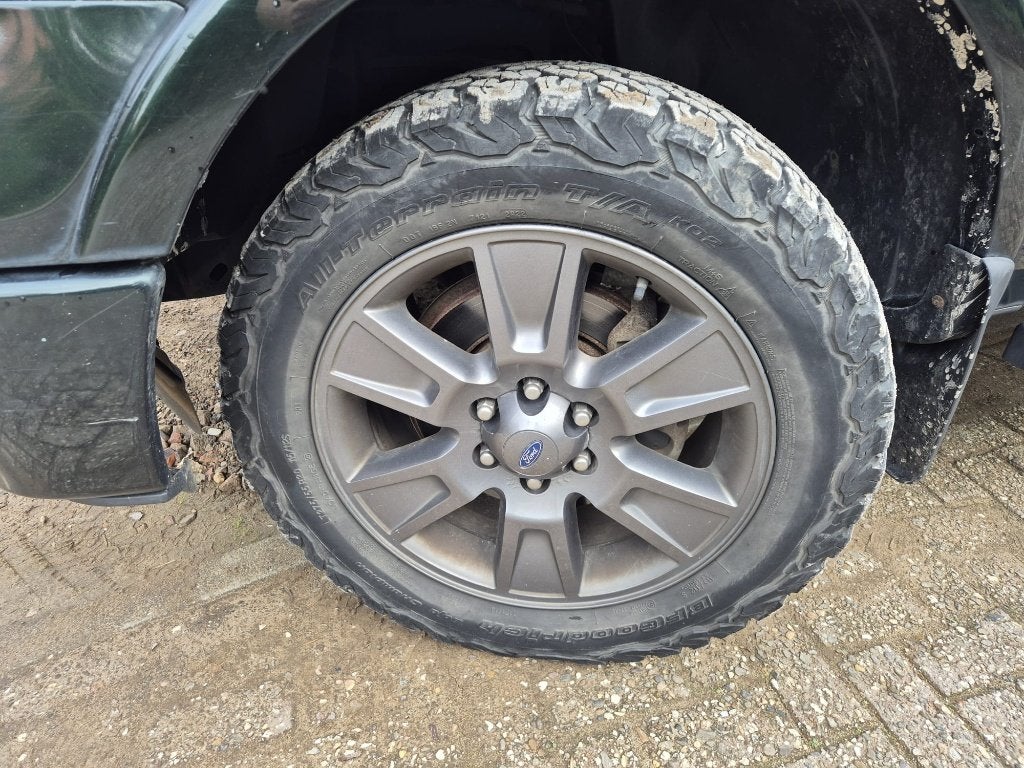 Foto 6 van Ford F150 2013 V8 Lariat