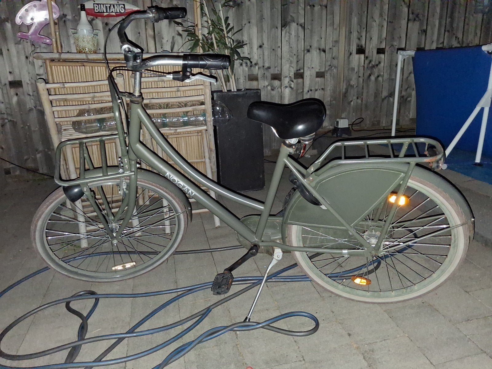 Nogan Damesfiets met voordrager - Zo goed als nieuw, Overige merken, (Extra) lage instap, Velgrem, Ophalen of Verzenden