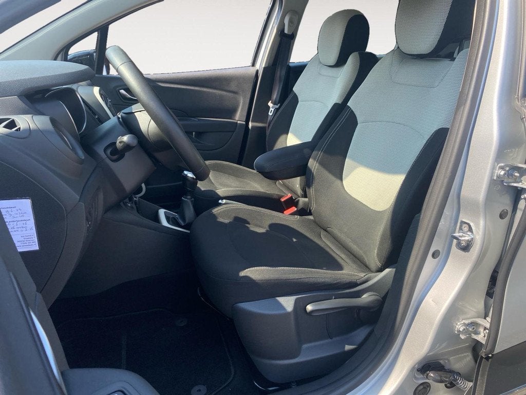 Renault Captur 0.9 TCe Zen NL auto | navigatie | trekhaak |, Voorwielaandrijving, Stof, Gebruikt, 620 kg