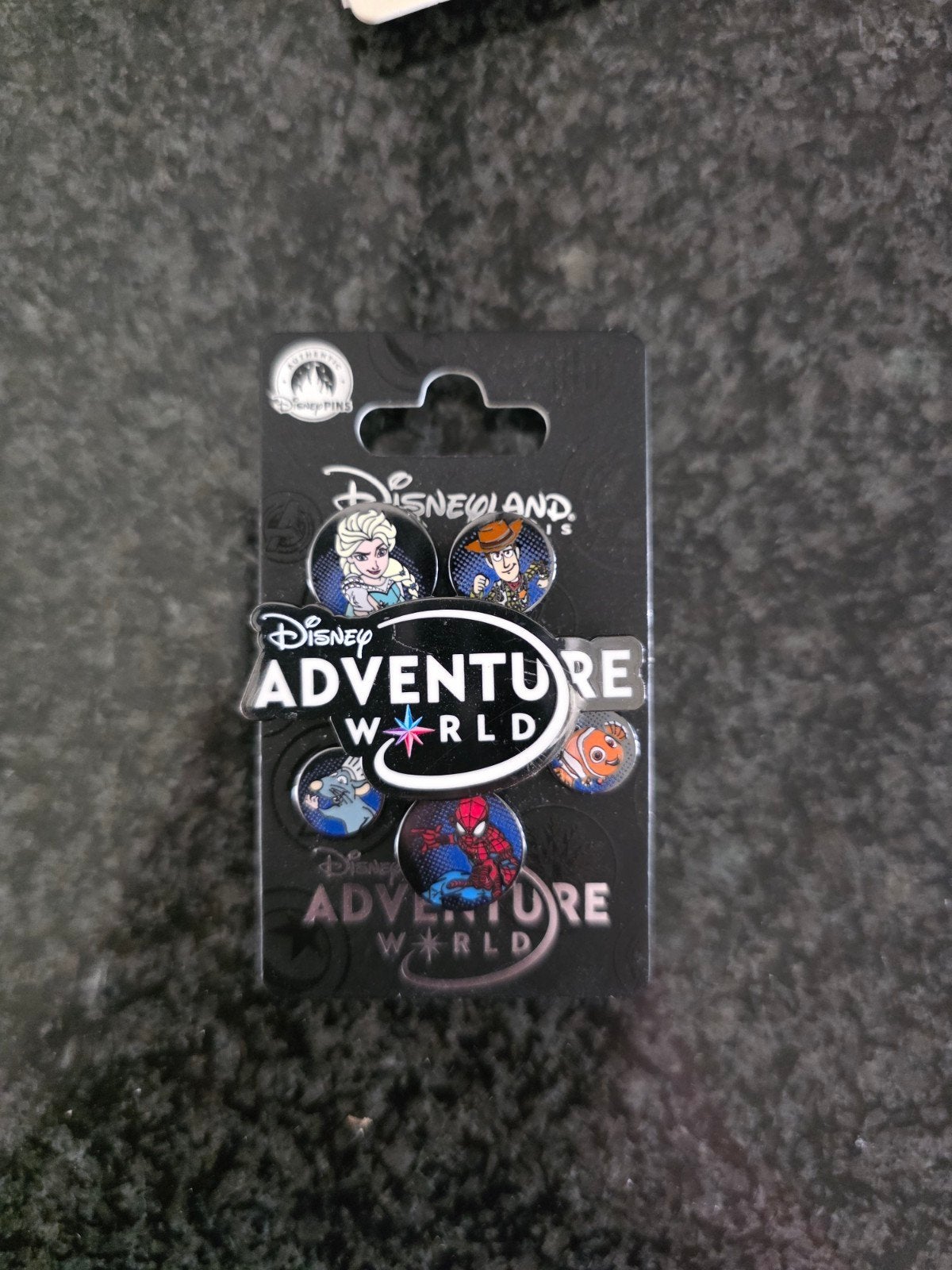 Disney Adventure World Pins - Spiderman, Elsa, Nemo, Ophalen of Verzenden, Overige figuren, Nieuw, Overige typen