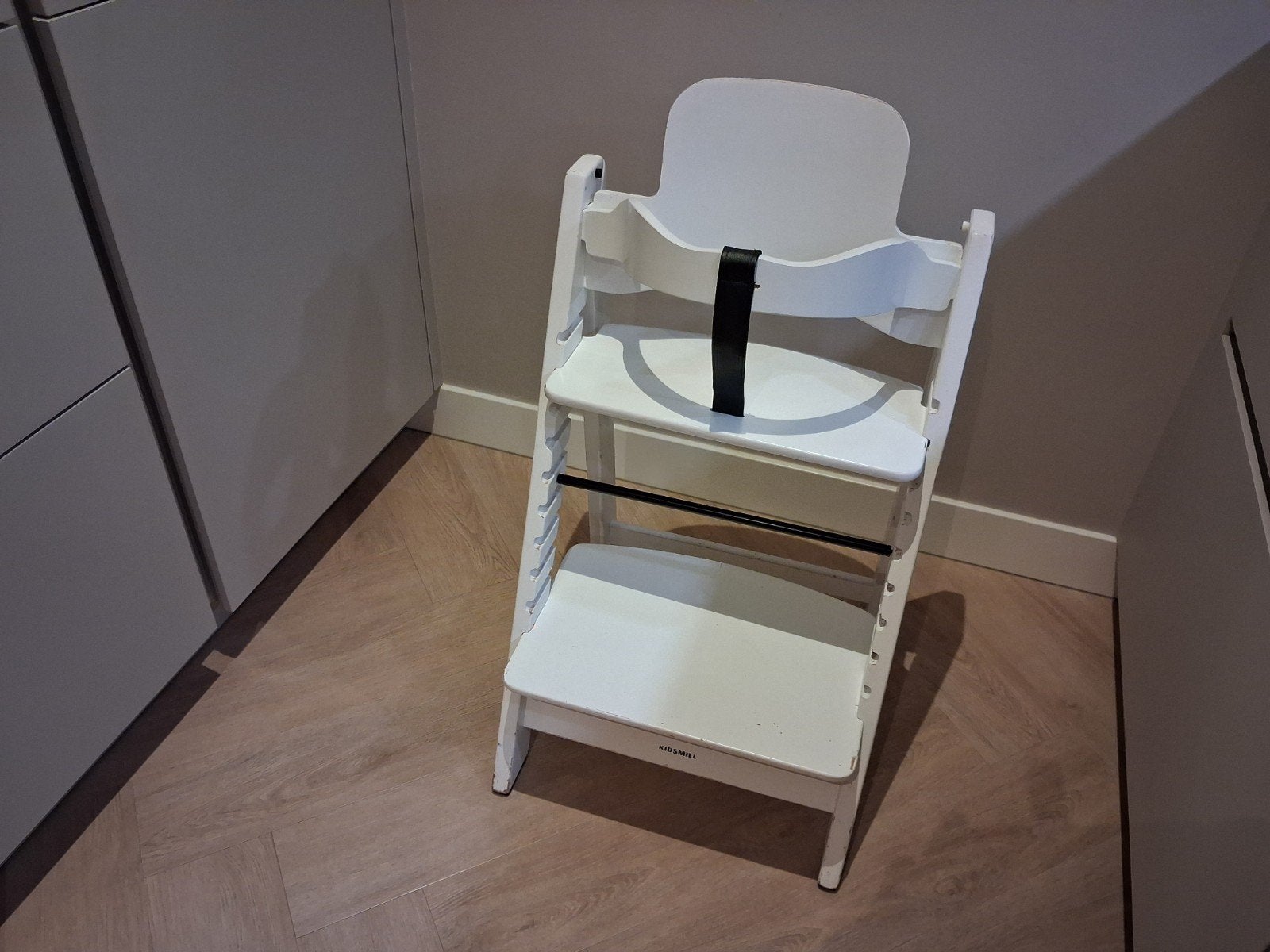 Kidsmill, kinderstoel, wit, Kinderen en Baby's, Ophalen, Gebruikt, Meegroeistoel