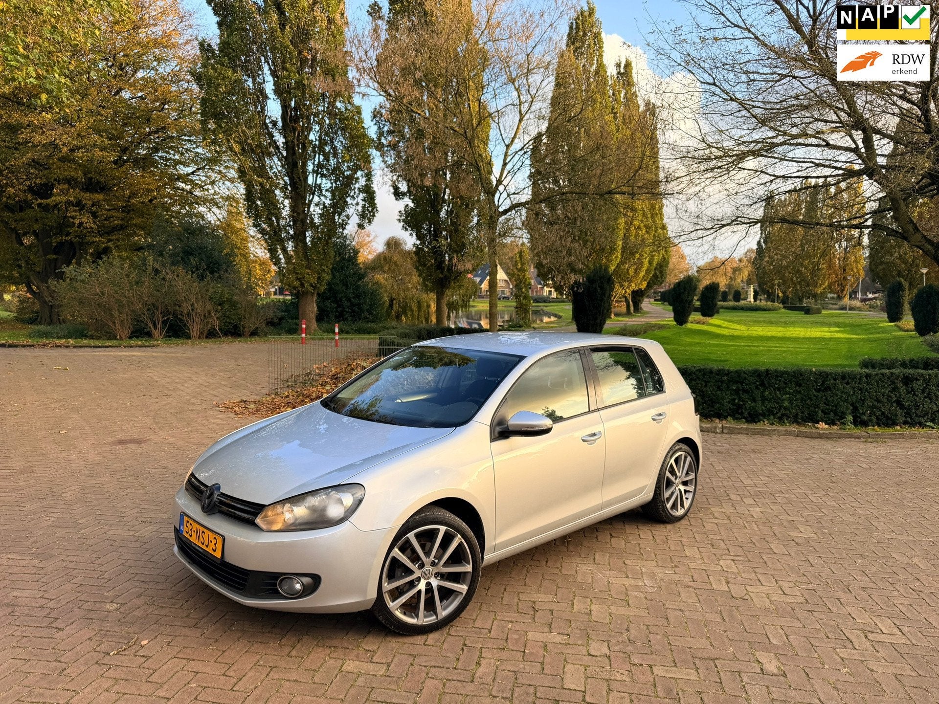 Volkswagen Golf 1.2 TSI Tour BlueMotion | Airco | PDC | Nw.K, Auto's, Voorwielaandrijving, Euro 5, Stof, Gebruikt