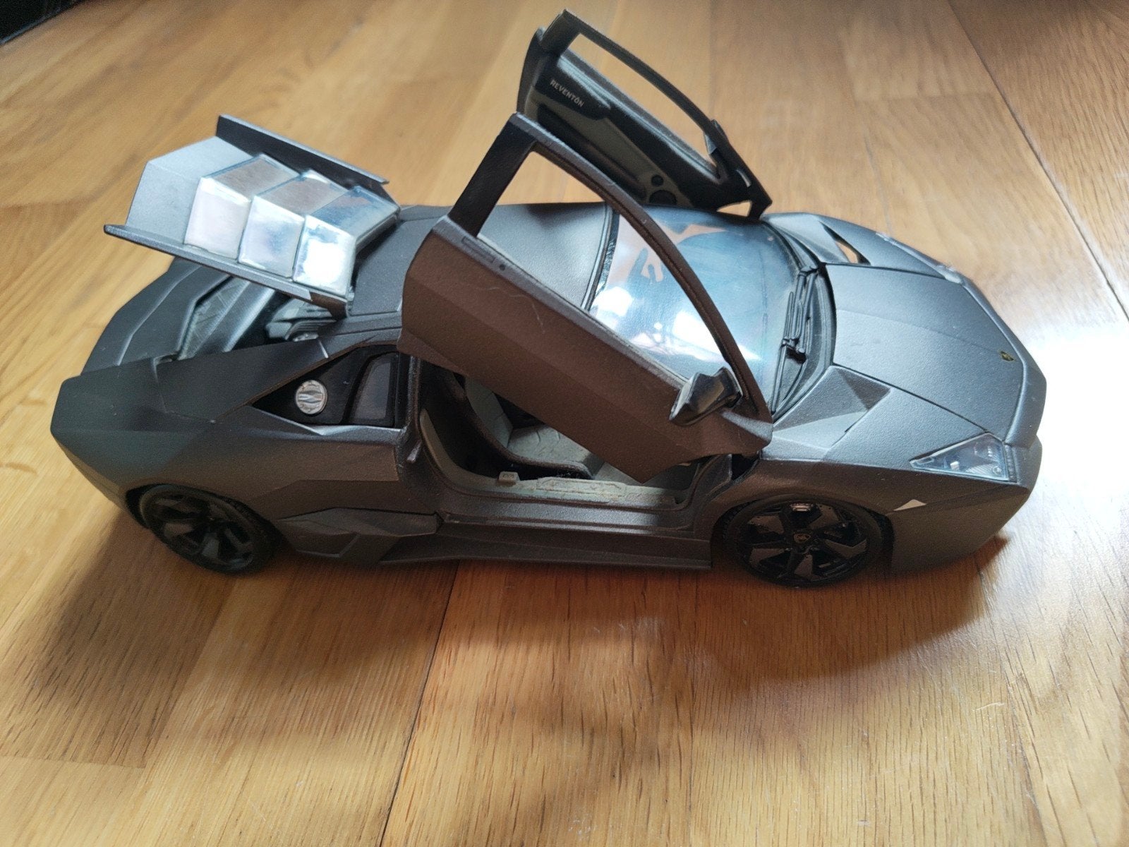 Lamborghini Reventon schaalmodel - Grijs, Ophalen, Gebruikt