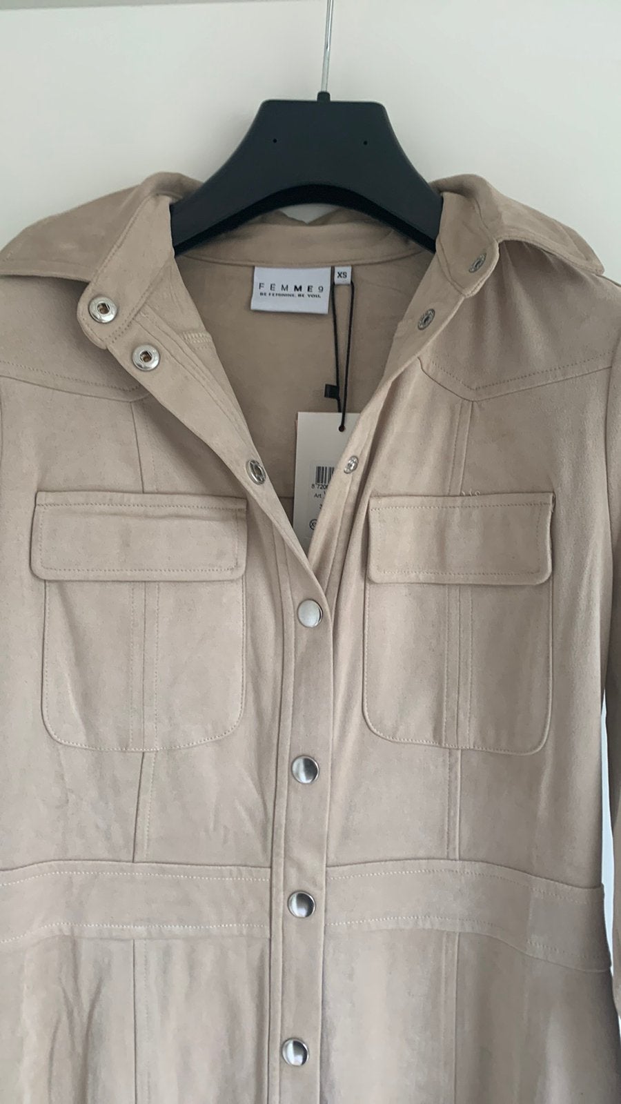 Nieuwe jurk maat xs vsn femme9 met kasrtje, Ophalen of Verzenden, Nieuw, Maat 34 (XS) of kleiner, Beige