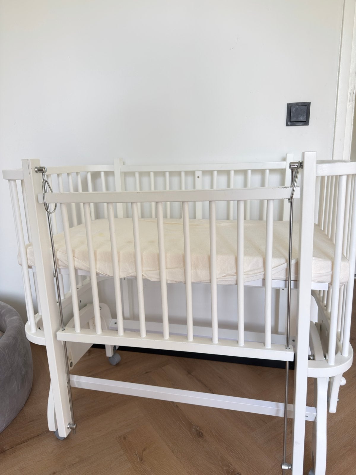 Witte Co-sleeper met wiegfunctie en matras, Ophalen, Gebruikt, Wieg