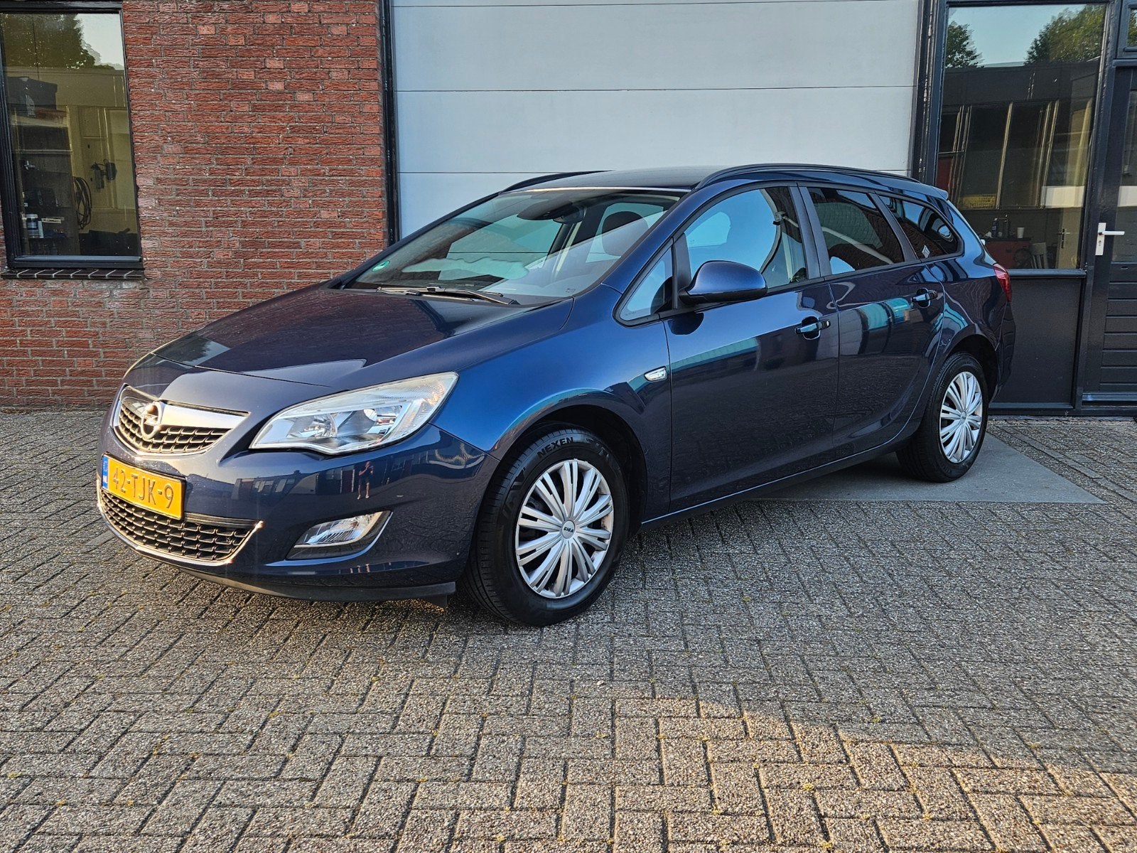 Opel Astra 1.4 T sportstourer/2e eignaar/nieuwe turbo en APK, Voorwielaandrijving, Euro 5, Stof, 4 cilinders