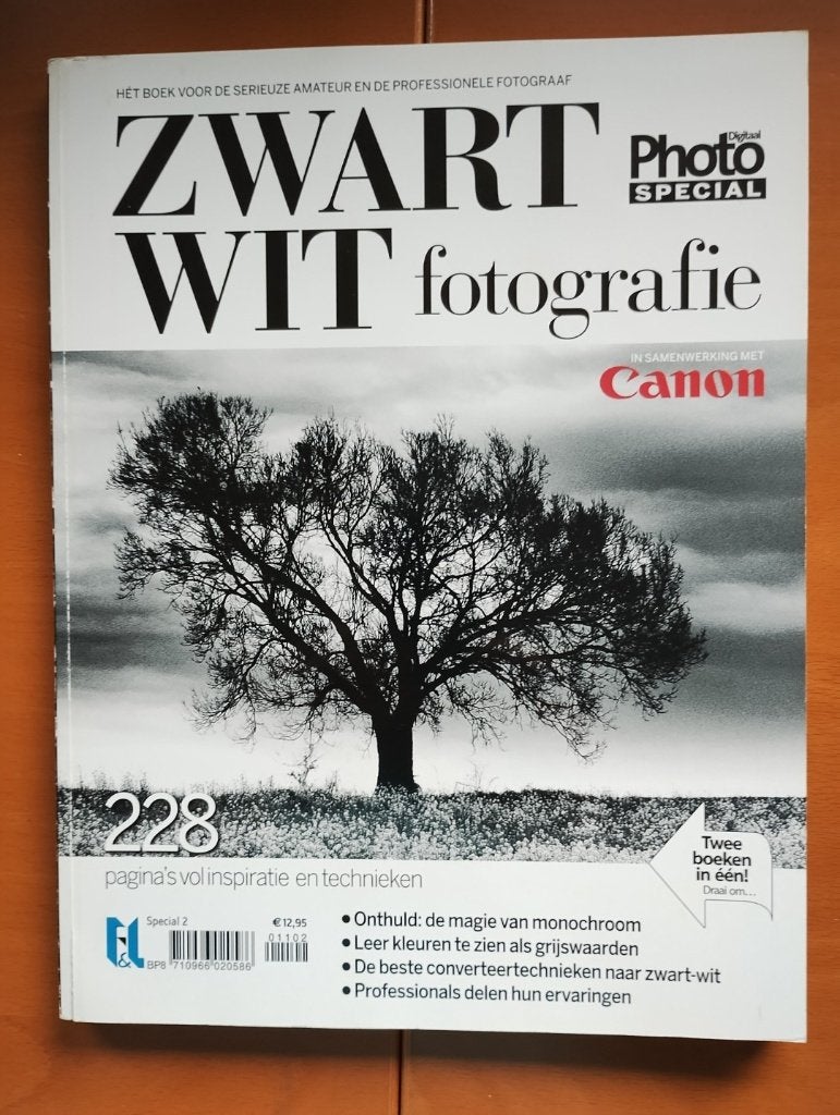 PhotoDigitaalSpecial fotoboek Zwart-Wit + Portret fotografie, Ophalen of Verzenden, Gelezen, Fotografie algemeen