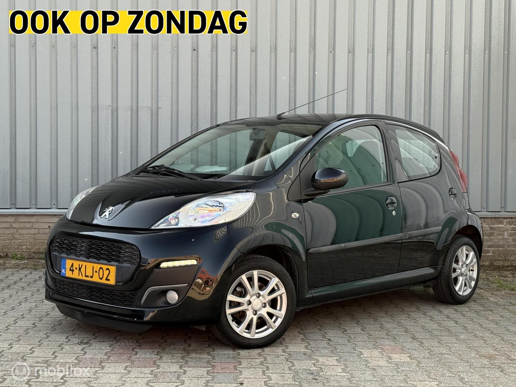Peugeot 107 1.0 Active | Airco | 5DRS | AUX, Voorwielaandrijving, Euro 5, Stof, Zwart