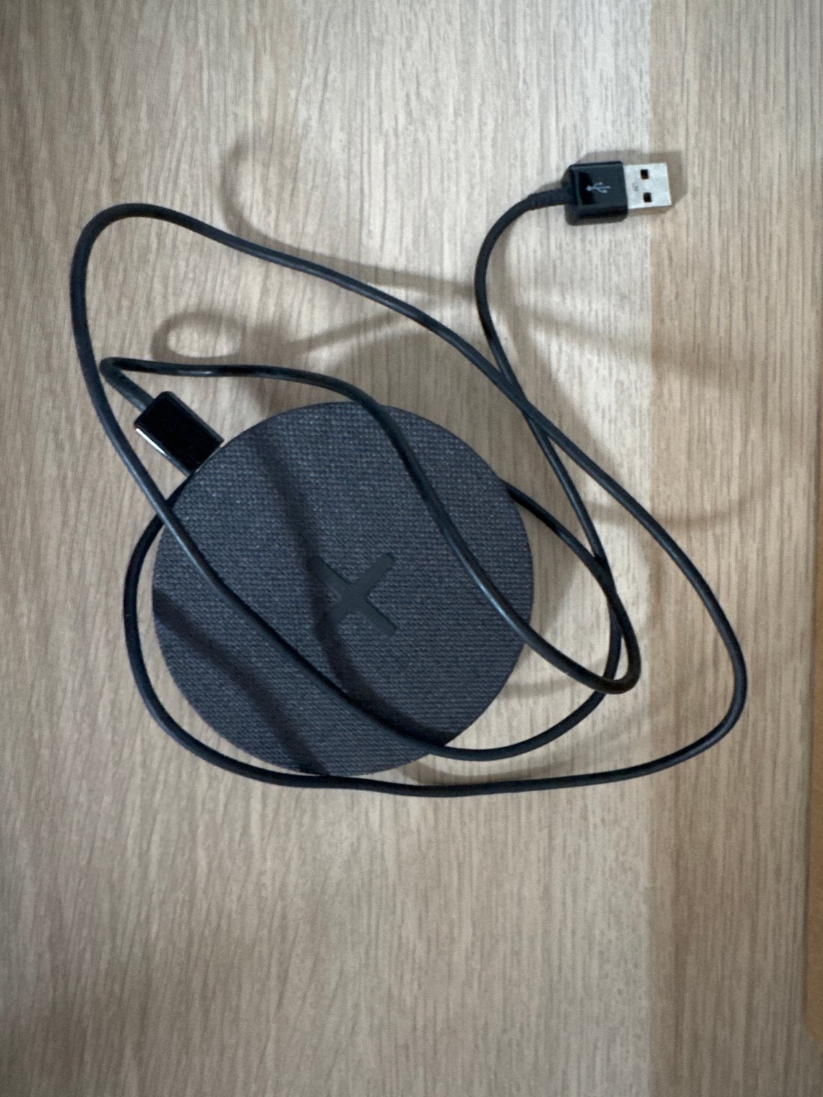 IKEA NORDMÄRKE Draadloze Oplader E2011 - Zo goed als nieuw, Ophalen, Universeel, IKEA, Draadloze oplader