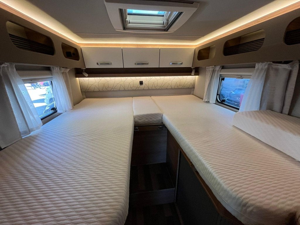 Caravans And Camping Weinsberg