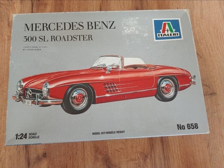 Mercedes Benz 300sl roadster, Hobby en Vrije tijd, Modelauto's | 1:24, Ophalen of Verzenden, Bburago