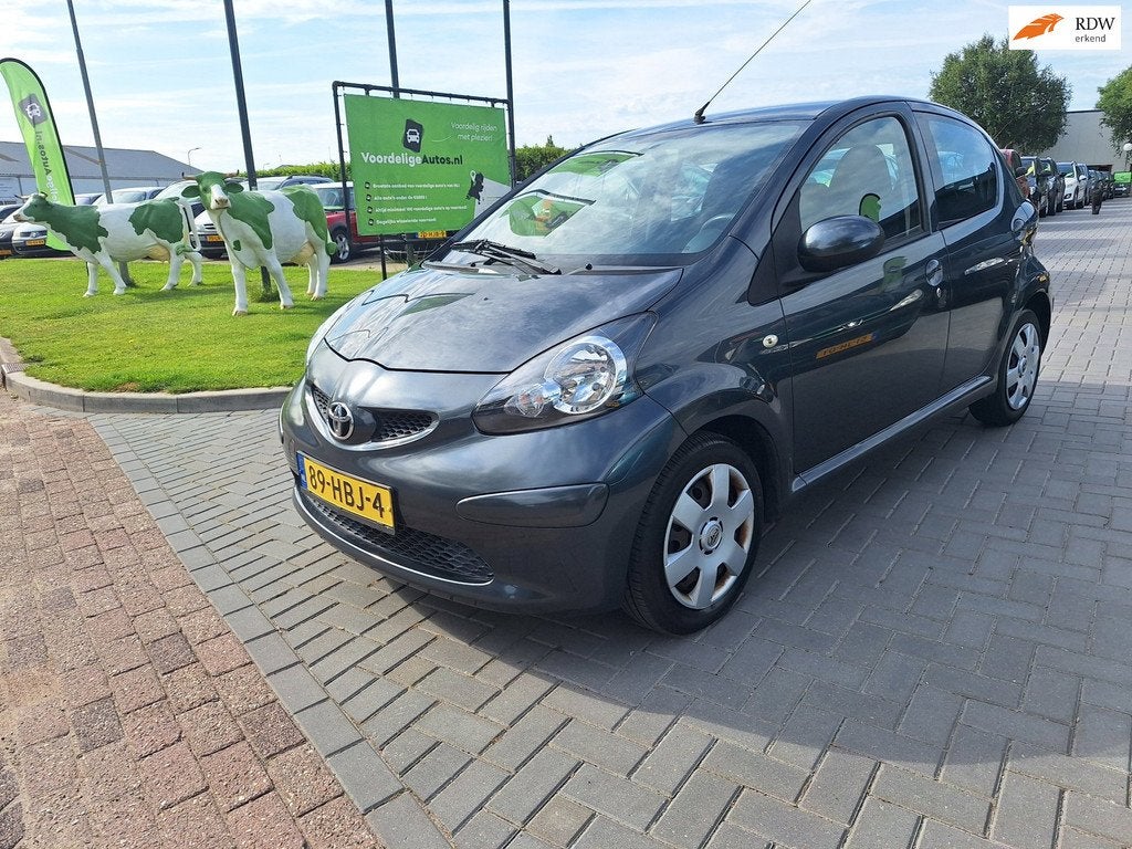 Toyota Aygo 1.0-12V + / 90.315 km NAP / Nieuwe APK bij aflev