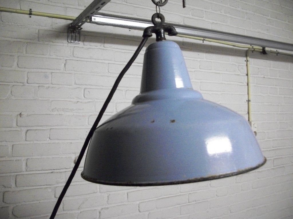 Emaille hanglamp, Ophalen