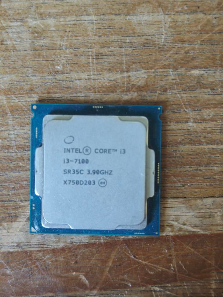 Intel Core i3-7100 Processor - 3.90 GHz Dual Core, Computers en Software, Processors, LGA 1151, Gebruikt, Ophalen of Verzenden