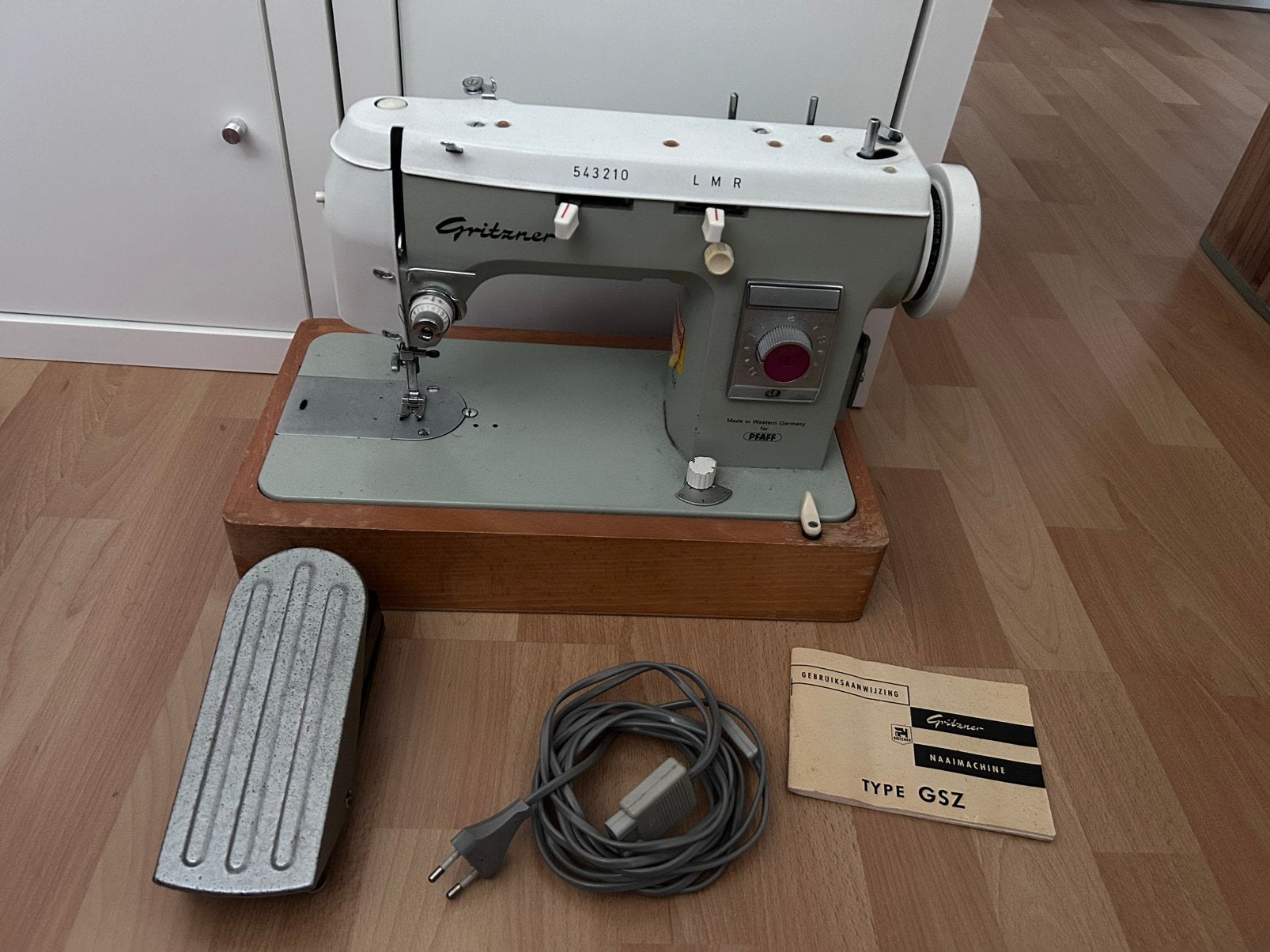 Gritzner Pfaff naaimachine IZGS, Ophalen of Verzenden, Zo goed als nieuw, Naaimachine, Pfaff