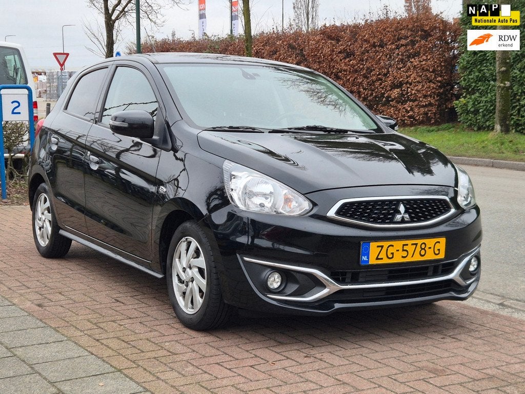 Mitsubishi Space Star 1.2 80PK *CARPLAY *I APK 4-2028 *, Auto's, Gebruikt, 850 kg, Zwart, Origineel Nederlands