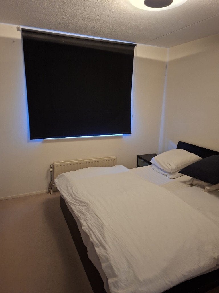 Ruime slaapkamer ameublement 2 nachtkastjes, 2 ladenkaste, Ophalen, Gebruikt, Tweepersoons, Luxe