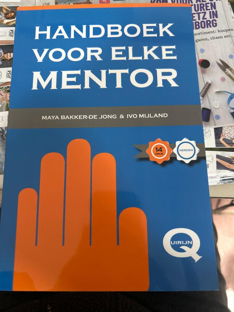 Handboek voor elke mentor - Maya Bakker-de Jong & Ivo Mijlan, Boeken, Ophalen of Verzenden, Gamma, Gelezen, Overige niveaus