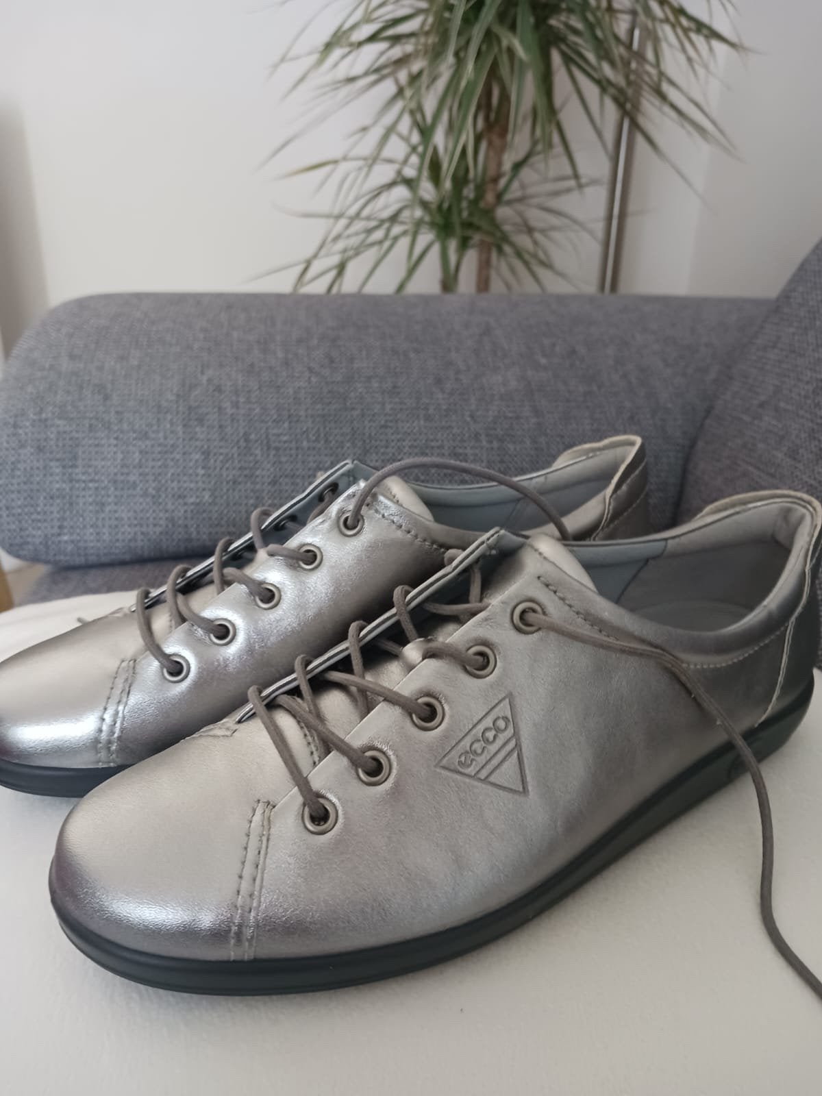 Zilverkleurige Ecco’s maat 40 Nieuw, Kleding | Dames, Overige kleuren, Nieuw, Ophalen of Verzenden, Sneakers of Gympen