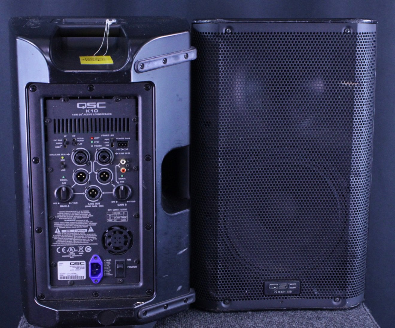 Pair of QSC K 10.2 speakers- 600€ each, Ophalen of Verzenden, Zo goed als nieuw, 1000 watt of meer, P.A.