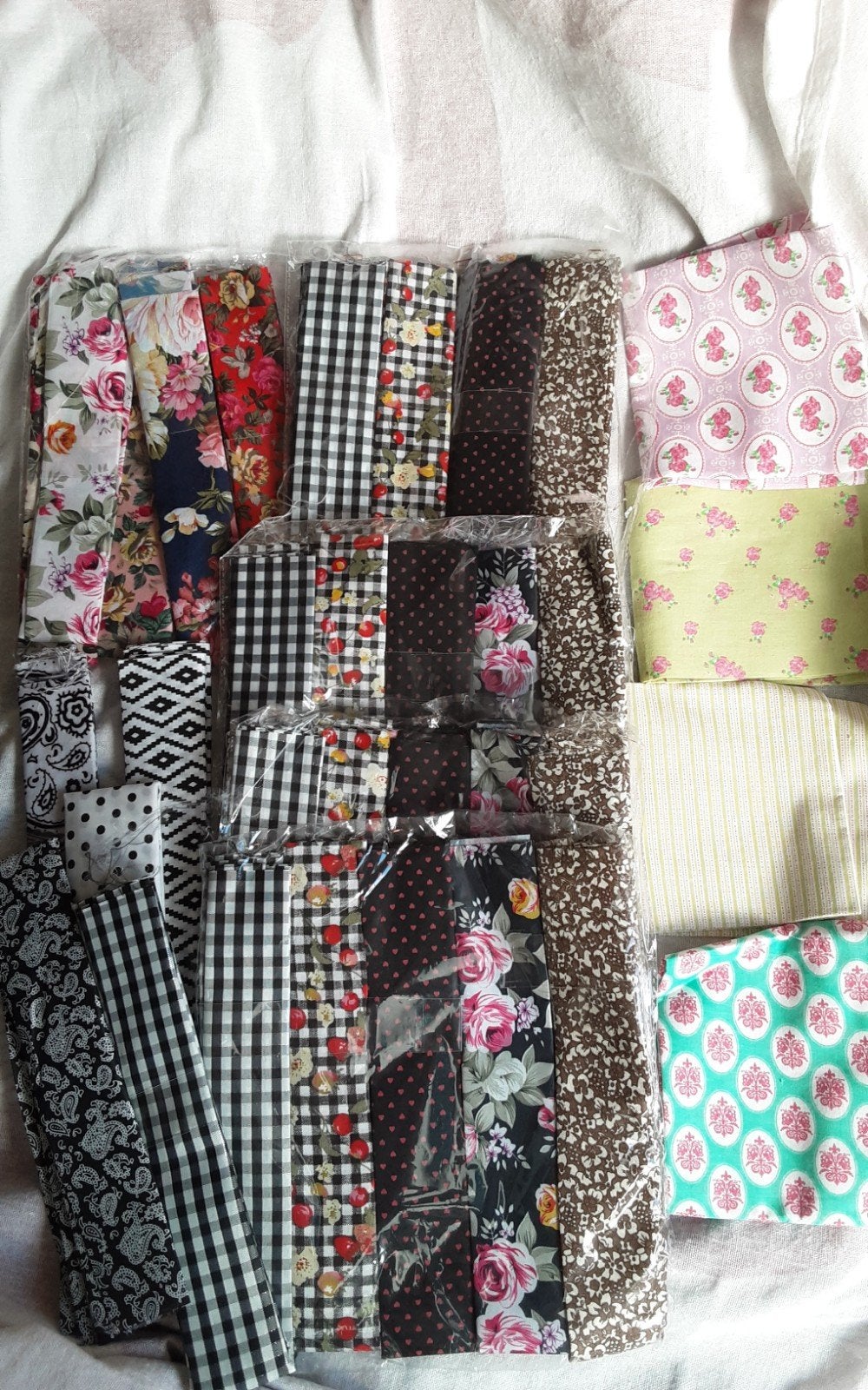 Diverse kleine lapjes stof - Nieuw, Overige materialen, Nieuw, Minder dan 30 cm, Minder dan 30 cm