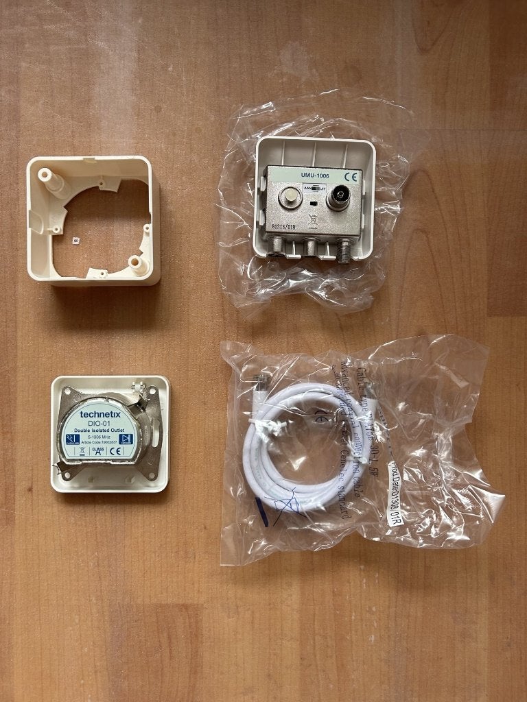 COAX aansluit set–Incl. aansluitkabels, opbouwdoos, stekker, Ophalen, Nieuw, Overige merken, Stekker