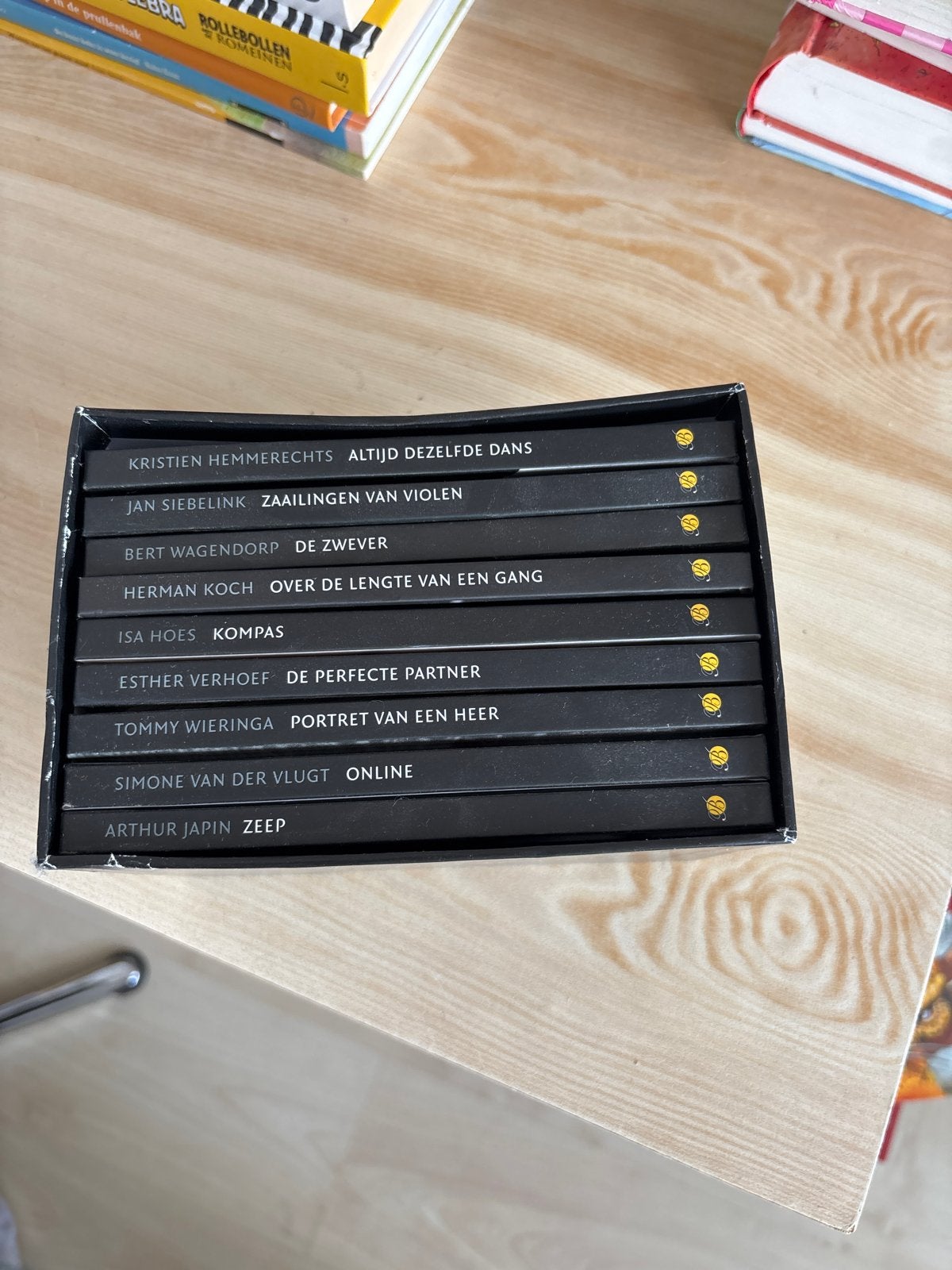 10 Jaar Literaire Juweeltjes Boekenbox - Diverse Auteurs, Ophalen of Verzenden, Zo goed als nieuw, Nederland