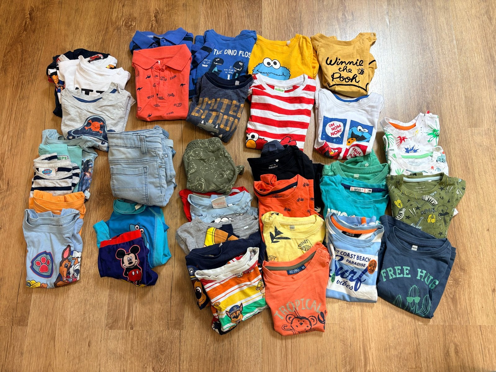 Leuke grote zomerkledingset jongens mt 98-104 (39 stuks), Ophalen, Gebruikt, Jongen, Setje