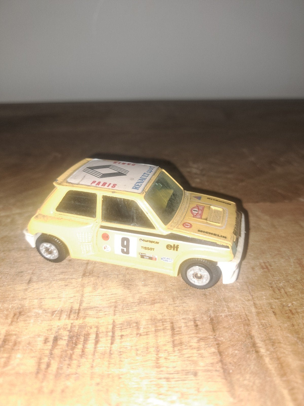 Burago model Renault 5 turbo, Hobby en Vrije tijd, Modelauto's | 1:43, Overige merken, Gebruikt, Auto, Ophalen of Verzenden