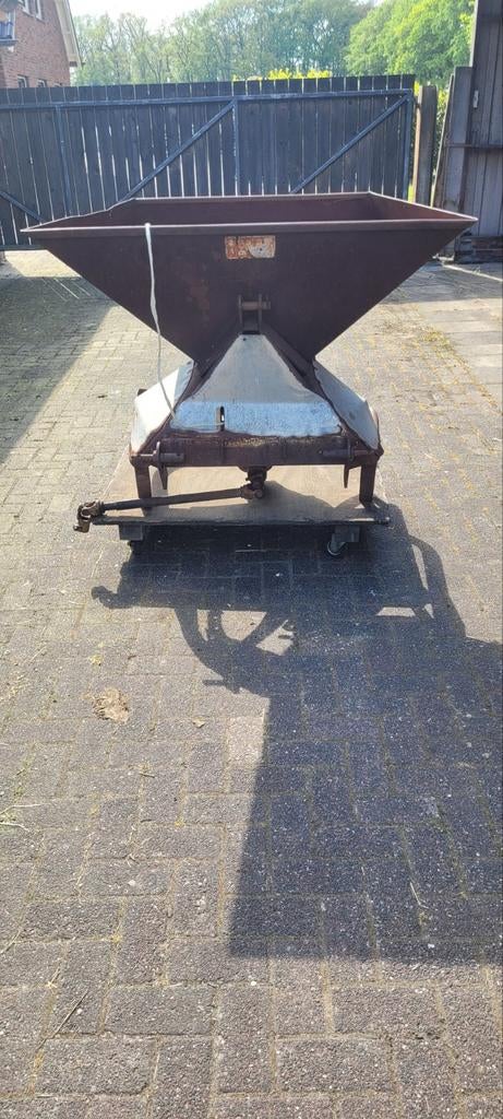 Gebruikte kunstmeststrooier, Ophalen of Verzenden