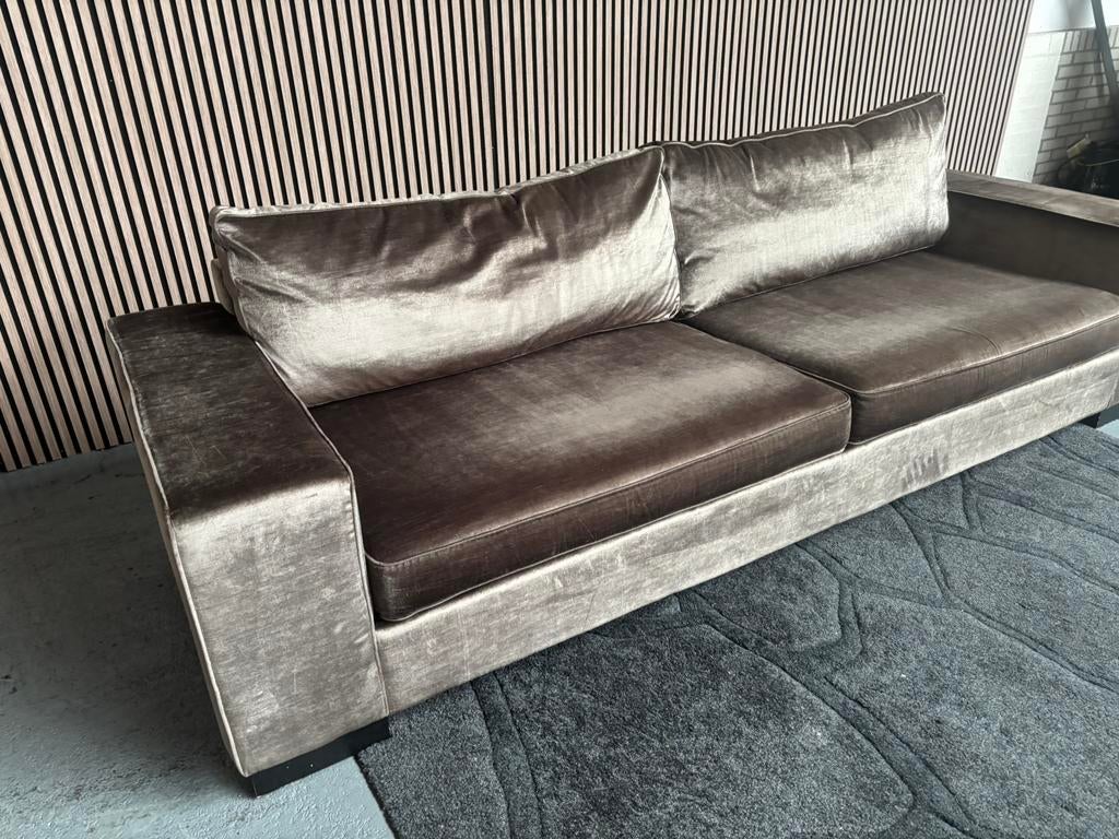 GRATIS LEVERING Richmond Bank Velvet 280x100 GEREINIGD, Huis en Inrichting, Banken | Bankstellen, 250 tot 300 cm, 100 tot 125 cm
