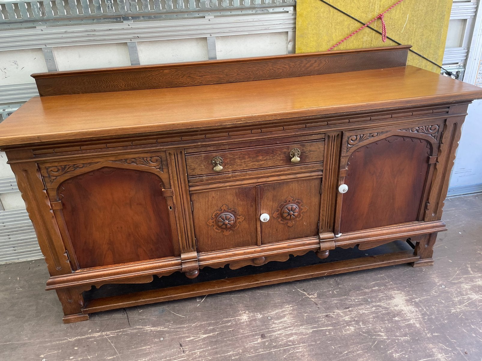 Antieke dressoir vintage, Huis en Inrichting, Kasten | Dressoirs, Ophalen, Zo goed als nieuw, 50 tot 75 cm, 150 tot 200 cm