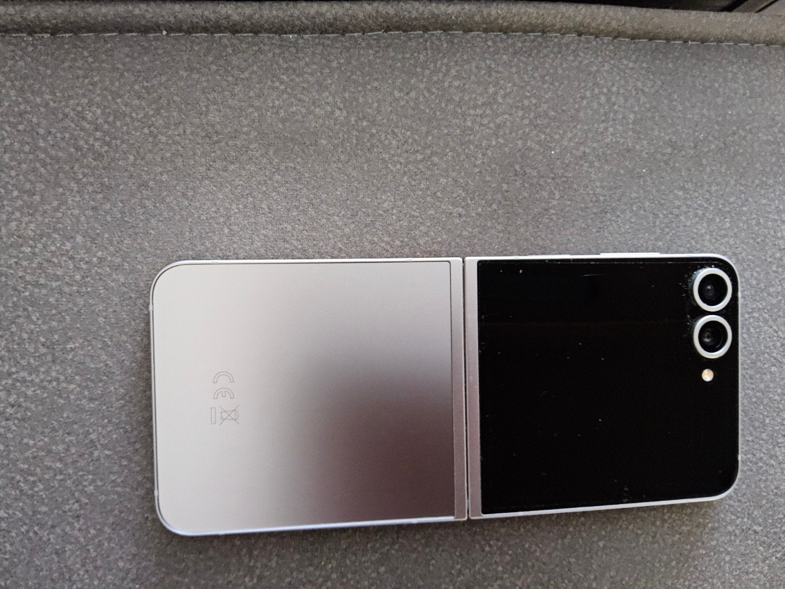 Samsung Galaxy Z Flip 6 - 256 GB opslag, Ophalen, Zo goed als nieuw, Android OS, Zonder abonnement