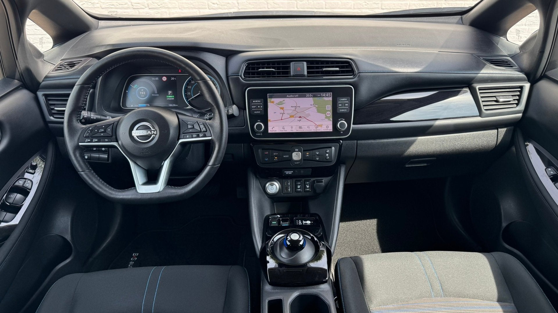 Nissan LEAF N-Connecta 39 kWh SOH 98 360 Camera Clima Cruise, Dealer onderhouden, Stof, Gebruikt, 150 pk