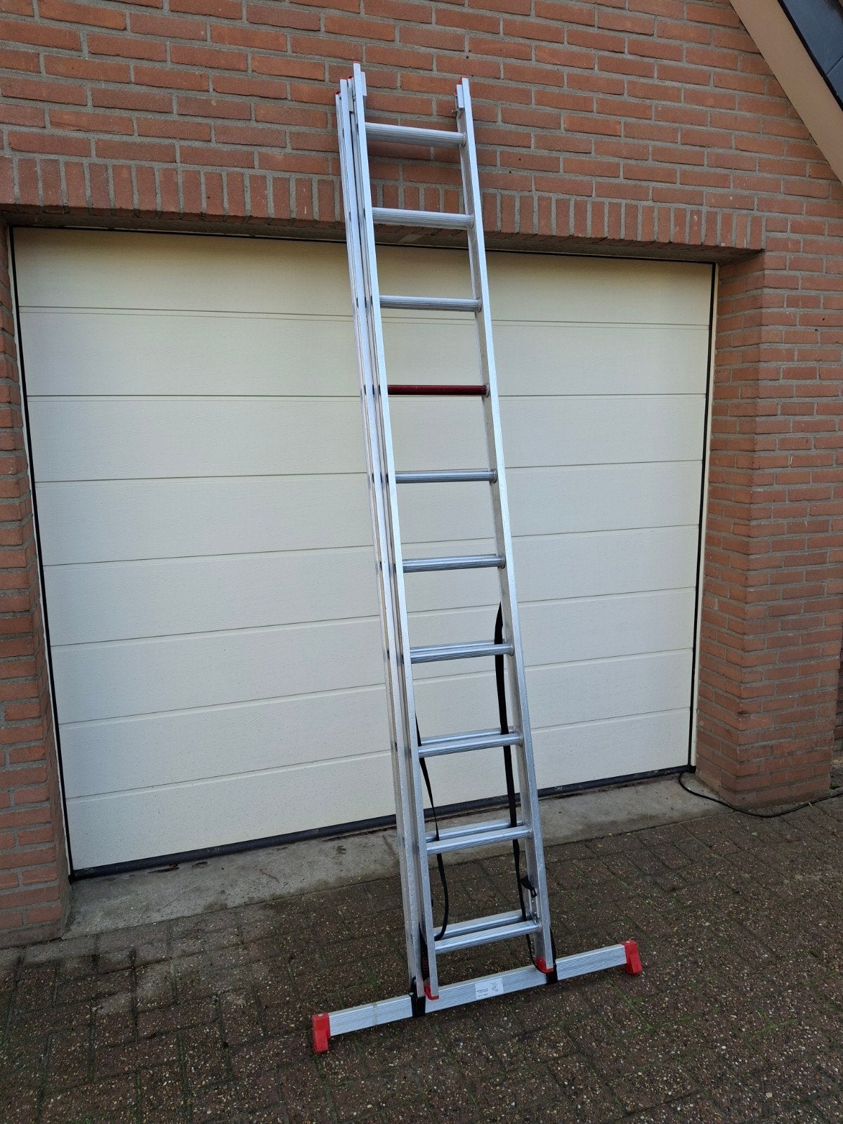 Altrex ladder, Doe-het-zelf en Verbouw, Ladders en Trappen, Ophalen, Zo goed als nieuw, 4 meter of meer