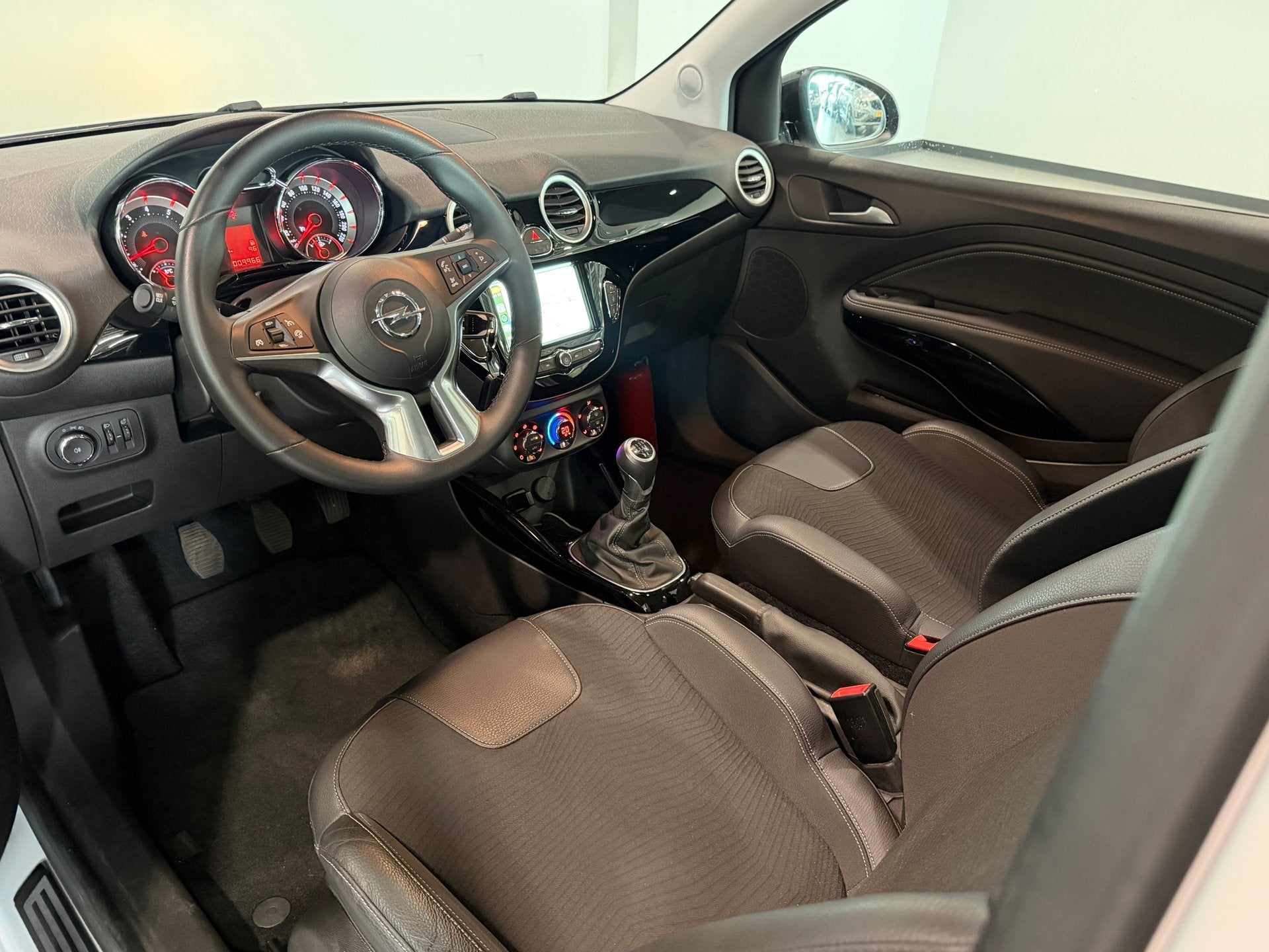 Opel ADAM 1.2 1eEig.|Panoramadak|Carplay|Navigatie|Parkeerse, Voorwielaandrijving, ADAM, Gebruikt, 4 cilinders