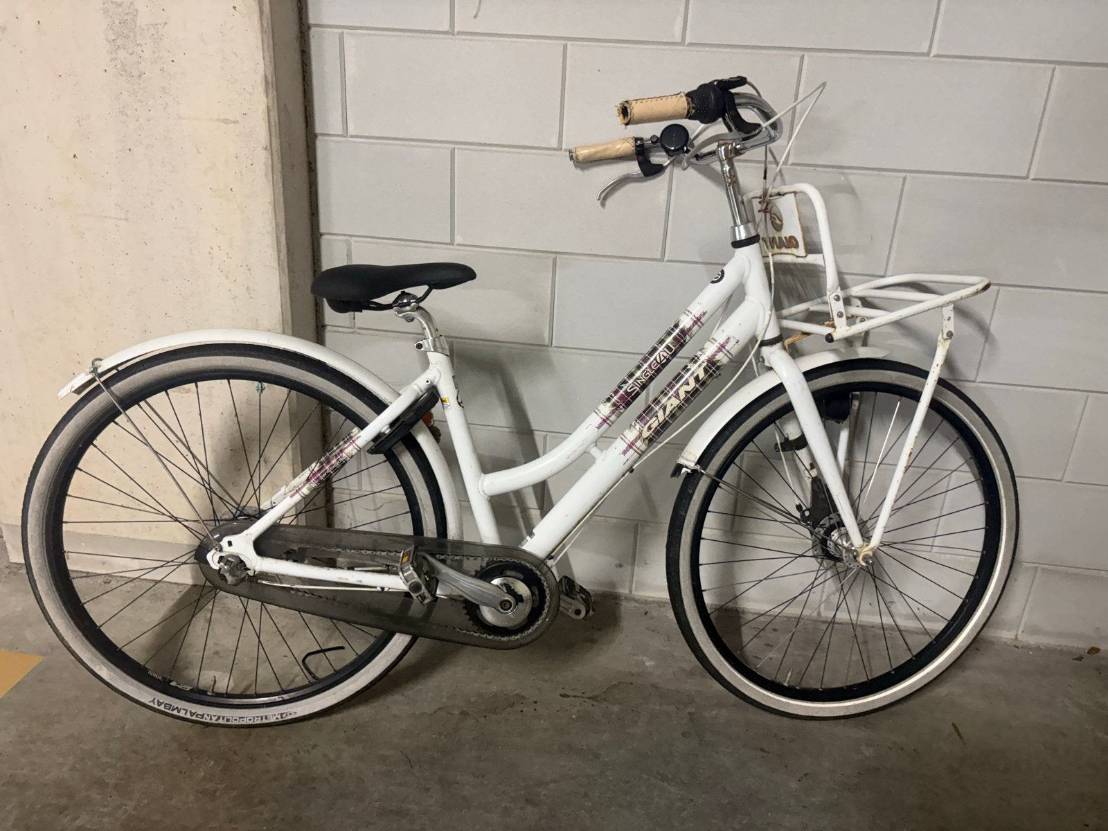 Giant damesfiets met voordrager - Wit, Gebruikt, Velgrem, Versnellingen, 50 tot 53 cm
