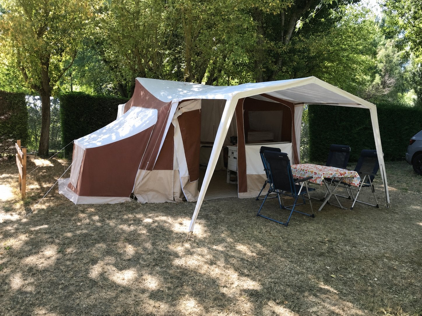 Trigano odyssee GL safari 2005, Caravans en Kamperen, Ophalen, Gebruikt, Meer dan 6