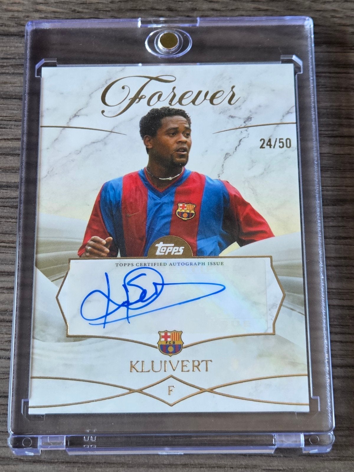 Topps Barcelona forever Patrick Kluivert /50 autograph, Ophalen of Verzenden, Nieuw, Ajax, Poster, Plaatje of Sticker