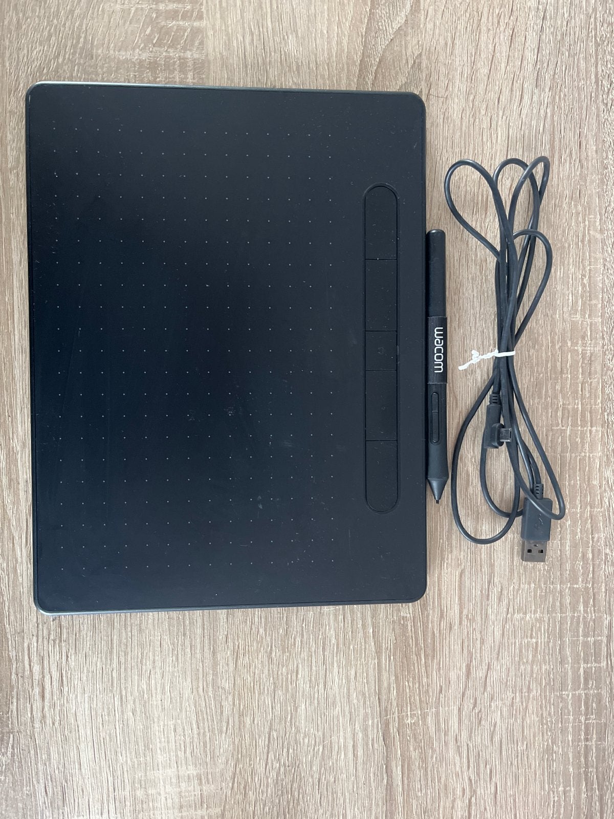 Wacom Intuos tekentablet - Gebruikt, Computers en Software, Tekentablets, Ophalen of Verzenden, Gebruikt, Bedraad