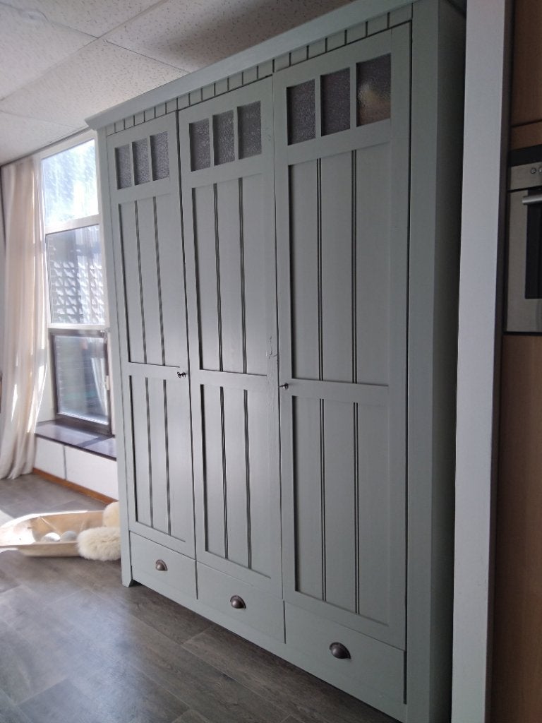 Kledingkast landelijke stijl., Huis en Inrichting, Gebruikt, 200 cm of meer, 150 tot 200 cm, Landelijk