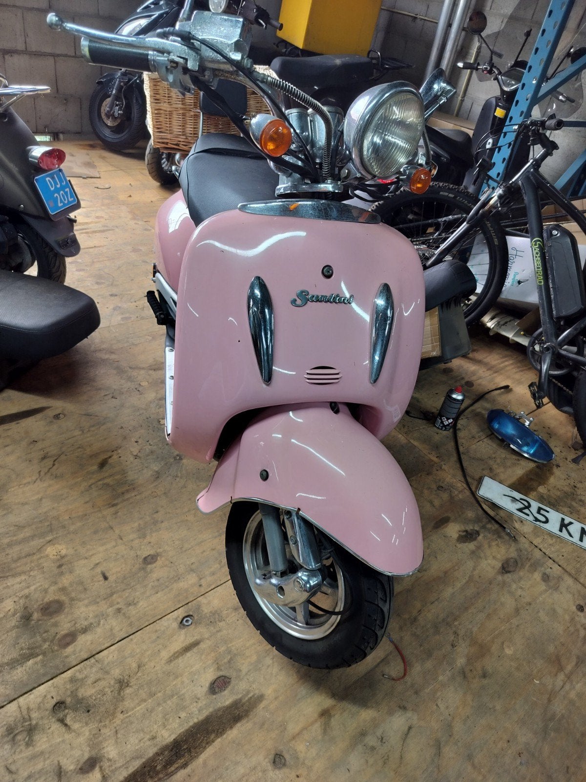 Grande retro scooter ROZE, Fietsen en Brommers, Overige typen, Jax, Jax, Ophalen