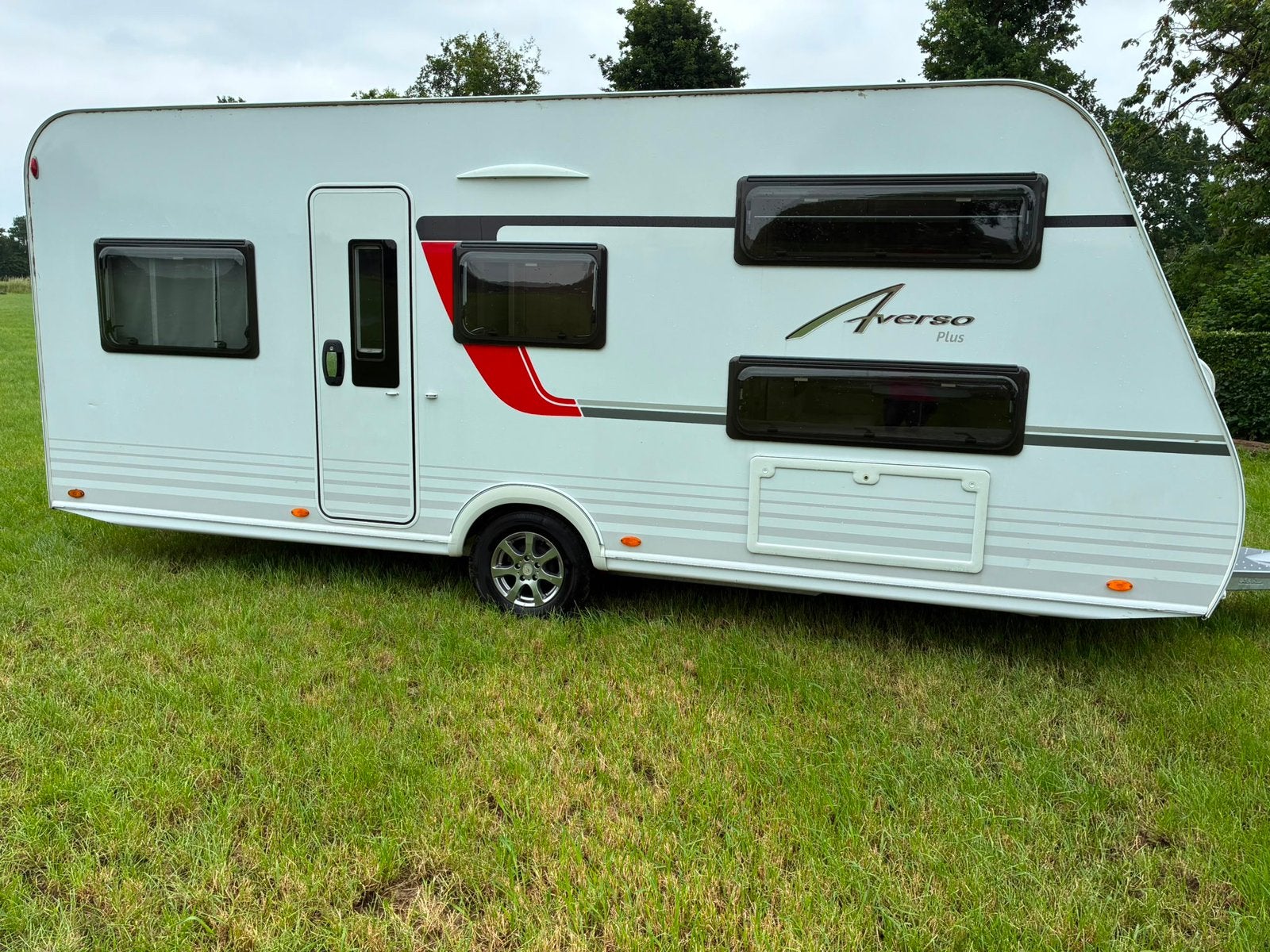 Burstner Averso 510 TK plus 7 persoons  + Walker voortent, Rondzit, Hefbed, Particulier, Bürstner